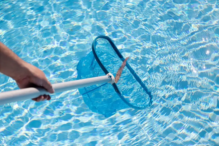 Swimming Pool Cleaning Swimming Pool Cleaning